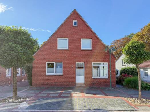 Mehrfamilienhaus zum Kauf 325.000 € 6 Zimmer 125 m² 630 m² Grundstück Esens Esens 26427