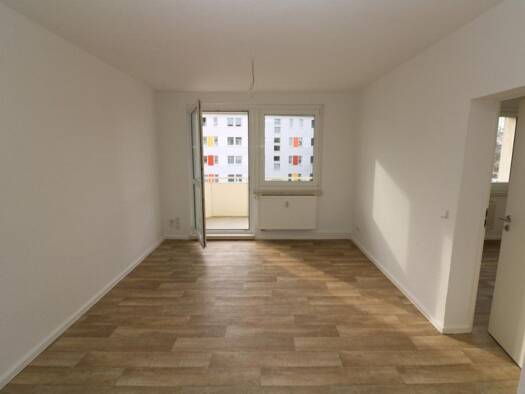 Wohnung zur Miete 379 € 3 Zimmer 57,2 m² 2. Geschoss Franz-Kögler-Ring 125 Freiberg Freiberg 09599
