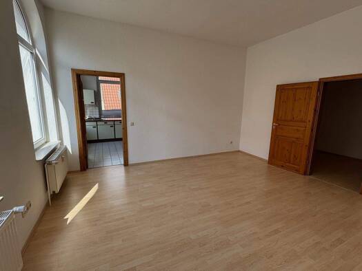 Wohnung zur Miete 575 € 2 Zimmer 68,1 m² 1. Geschoss frei ab sofort Schleswig 24837