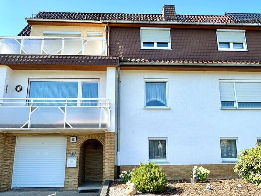 Doppelhaushälfte zum Kauf provisionsfrei 99.900 € 6 Zimmer 188,2 m² 864 m² Grundstück Herfa 36266