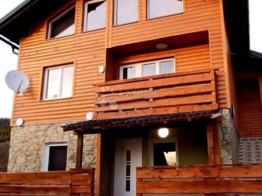 Haus zum Kauf 300.000 € 4 Zimmer 155 m² Rudopolje, Vrhovine Vrhovine