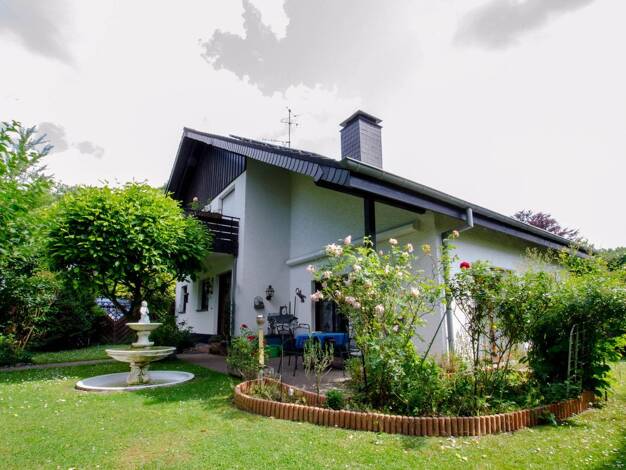 Mehrfamilienhaus zum Kauf 349.000 € 6 Zimmer 154 m² 717 m² Grundstück Fröndenberg 58730