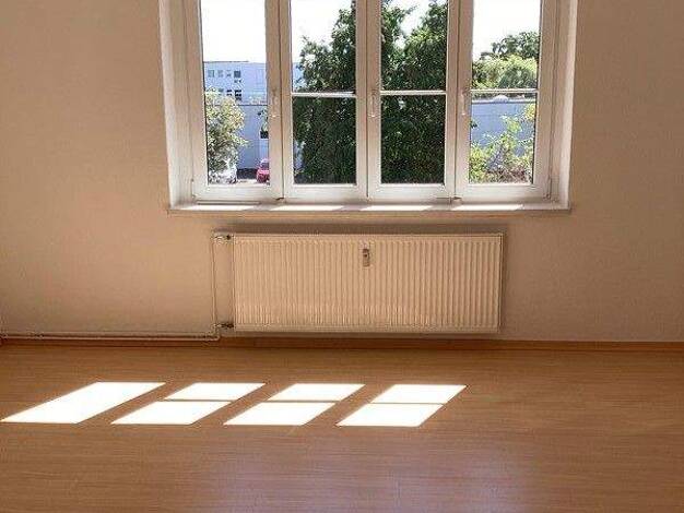 Wohnung zur Miete 337 € 2 Zimmer 52,6 m² 1. Geschoss frei ab 19.11.2025 Zetkinstr. 3 Cracau Magdeburg 39114