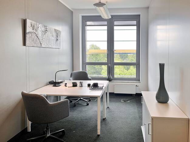 Bürofläche zur Miete provisionsfrei 789 € 8 m² Bürofläche Ruhrallee 185 Bergerhausen Essen 45136