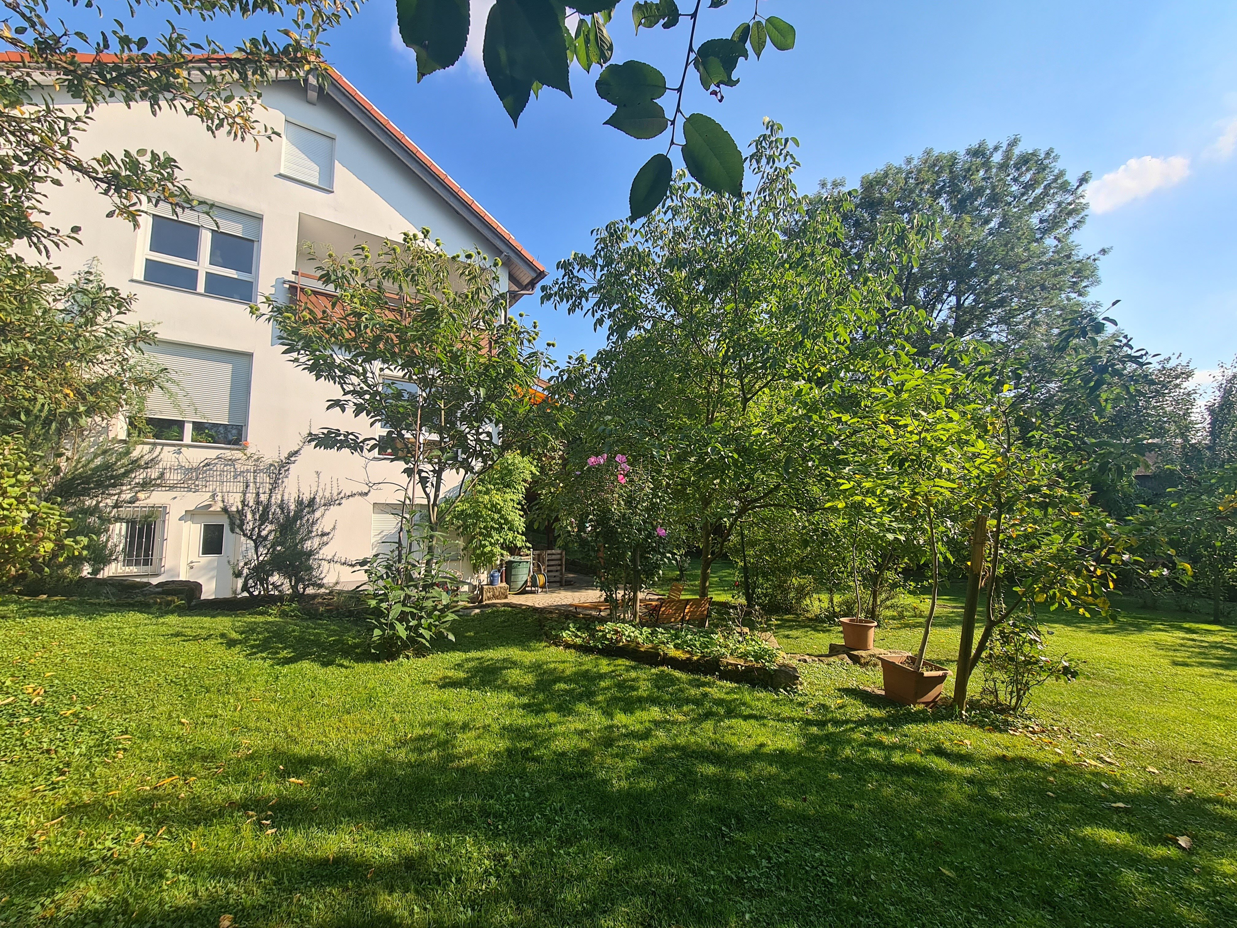 Haus zum Kauf 1.080.000 € 12 Zimmer 291 m²<br/>Wohnfläche 1.279 m²<br/>Grundstück Göppingen - Nordstadt Göppingen 73033