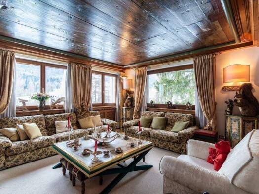 Haus zum Kauf 20 Zimmer 850 m² 850 m² Grundstück Cortina d'Ampezzo 32043