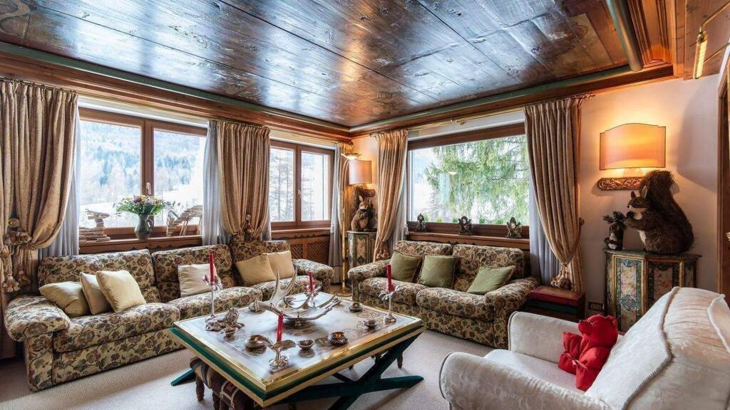 Haus zum Kauf 20 Zimmer 850 m² 850 m² Grundstück Cortina d'Ampezzo 32043