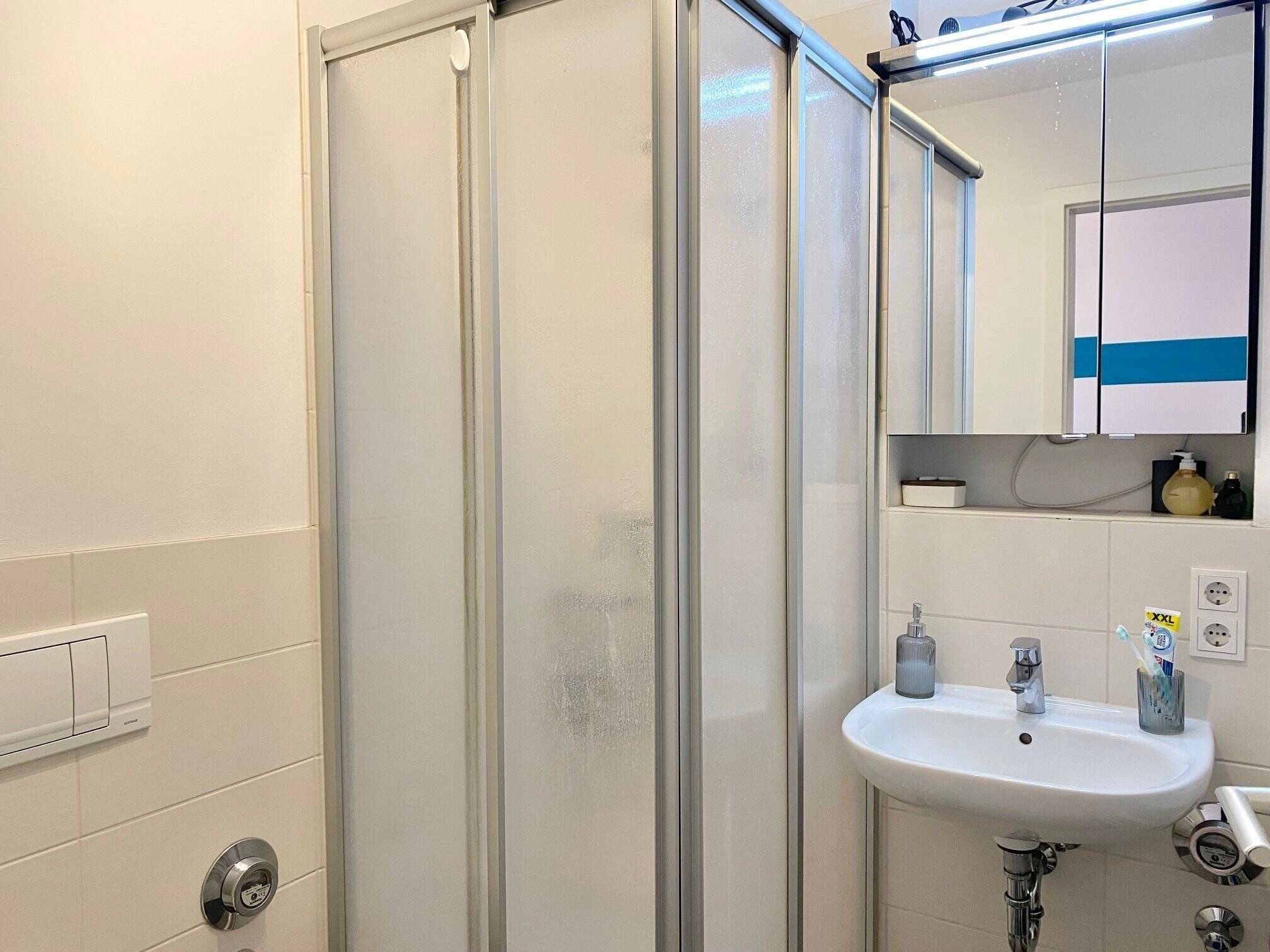 Property thumbnail 11