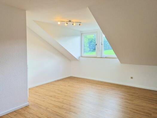 Wohnung zum Kauf 169.000 € 2 Zimmer 70,9 m² 3 Geschosse frei ab sofort Bröl Waldbröl 51545