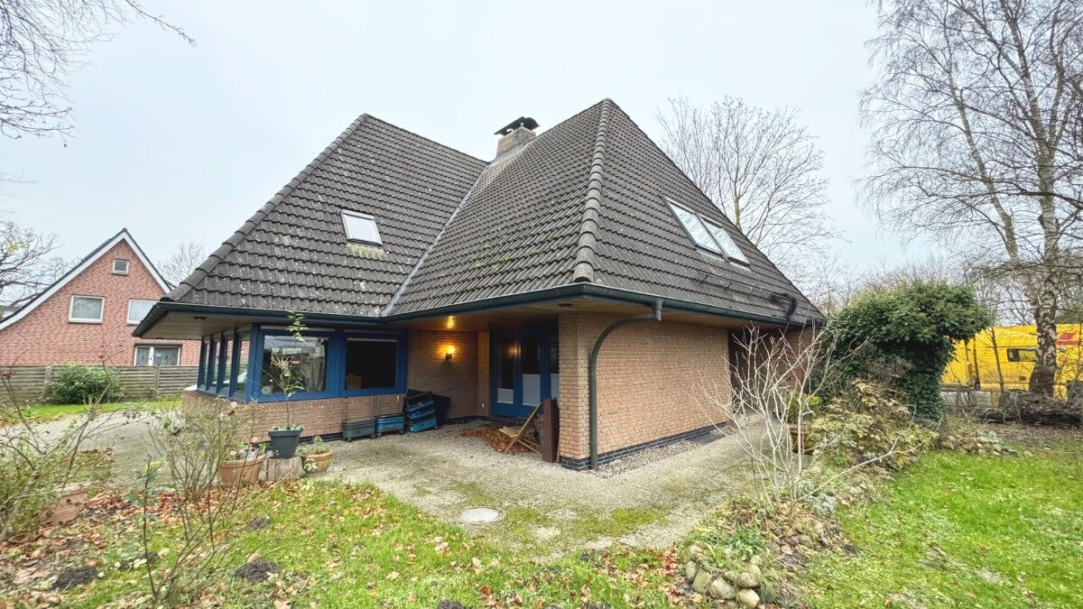 Einfamilienhaus zum Kauf 399.000 € 4,5 Zimmer 203 m²<br/>Wohnfläche 1.791 m²<br/>Grundstück Lägerdorf 25566