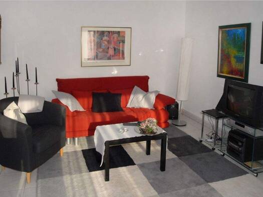 Wohnung zur Miete Wohnen auf Zeit 1.590 € 2 Zimmer 58 m² frei ab 01.05.2026 Quirinstr. Oberkassel Düsseldorf 40545