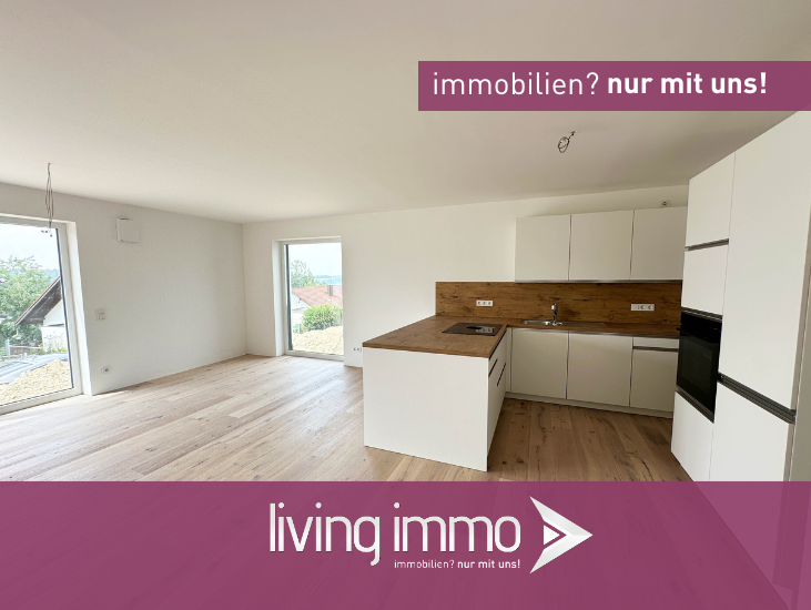 Doppelhaushälfte zur Miete 1.490 € 4 Zimmer 112,3 m²<br/>Wohnfläche 300 m²<br/>Grundstück ab sofort<br/>Verfügbarkeit Schwaiberg Tiefenbach 94113