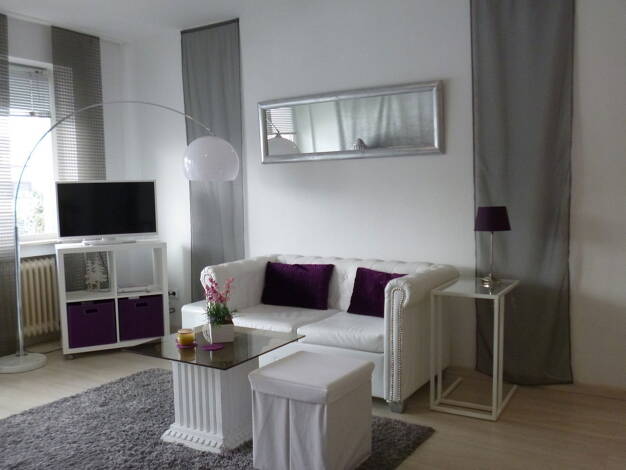 WG-Zimmer zur Miete Wohnen auf Zeit 899 € 39 m² 2. Geschoss frei ab 01.08.2025 Düsseldorf 40223
