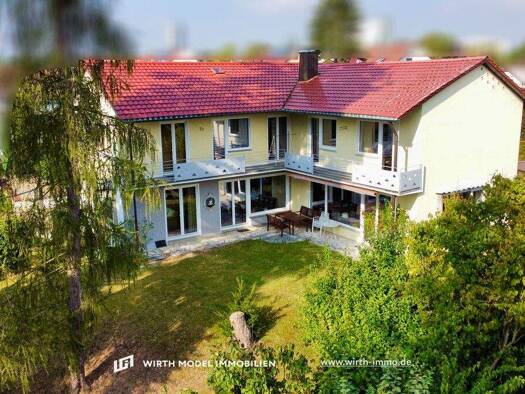 Einfamilienhaus zum Kauf 750.000 € 8 Zimmer 318 m² 2.121 m² Grundstück Hochfeld-Steinberg Schweinfurt 97422