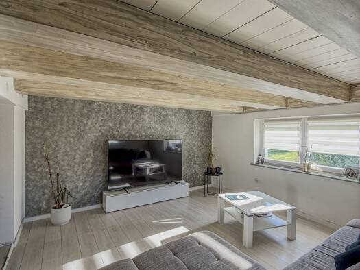 Einfamilienhaus zum Kauf 349.000 € 5,5 Zimmer 150 m² 461 m² Grundstück Weilheim Hechingen 72379