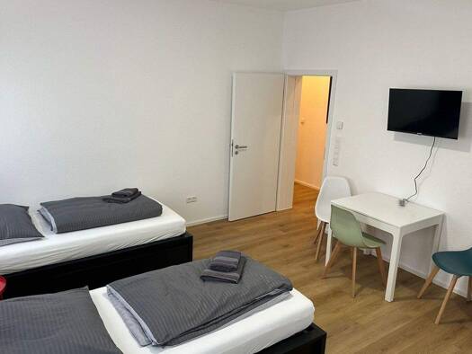 Wohnung zur Miete Wohnen auf Zeit 2.710 € 3 Zimmer 90 m² frei ab sofort Rüderner Straße 0 Obertürkheim Stuttgart Obertürkheim 70329