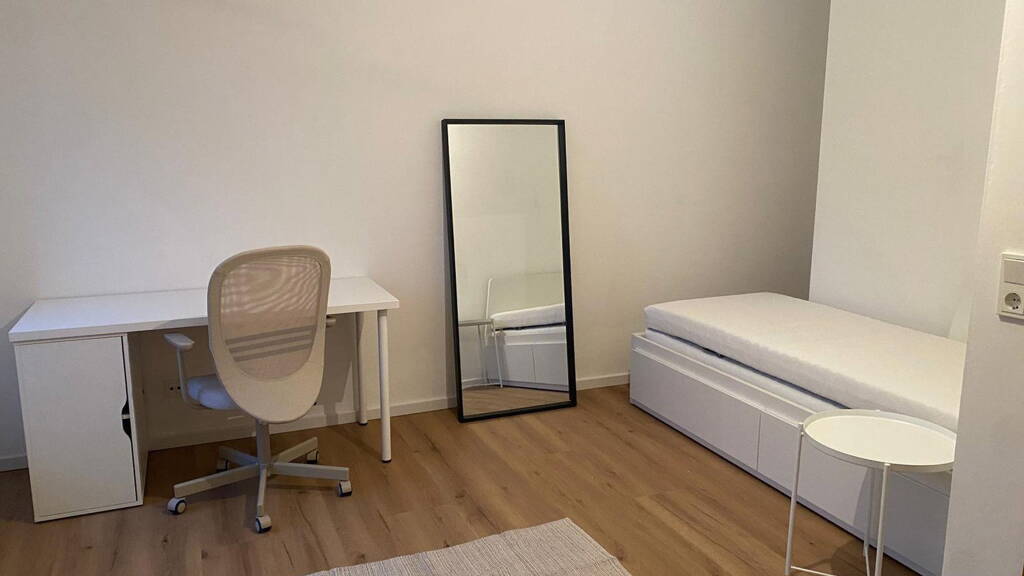 Wohnung zur Miete 375 € 2 Zimmer 16 m² EG Friedrichstraße 50 Innenstadt Kaiserslautern 67655