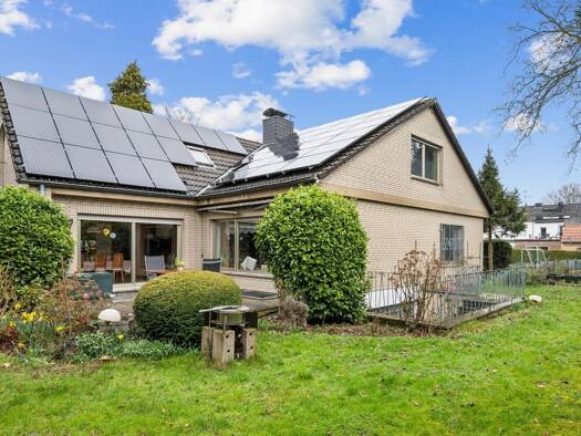Einfamilienhaus zum Kauf 625.000 € 7 Zimmer 240 m² 845 m² Grundstück Bedburdyck Jüchen 41363