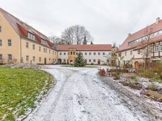Wohnung zur Miete 1.056 € 3 Zimmer 96 m² Geschoss 1/2 frei ab 01.11.2026 Eschdorf Dresden 01328