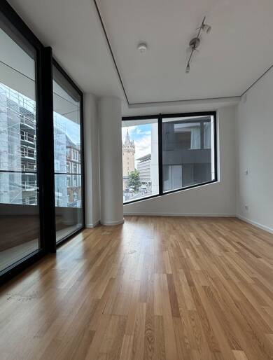 Wohnung zur Miete Wohnen auf Zeit 3.500 € 3 Zimmer 91 m² frei ab 15.08.2025 Thurn-und-Taxis-Platz 3 Innenstadt Frankfurt am Main 60313
