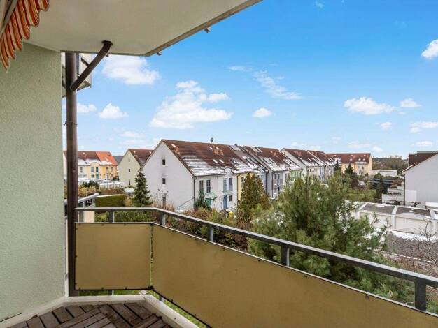 Wohnung zur Miete 599 € 3 Zimmer 79 m² 2. Geschoss Genzanoer Straße 21 Merseburg 06217