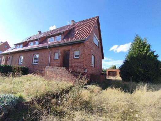 Doppelhaushälfte zum Kauf 105.000 € 5 Zimmer 108 m² 551 m² Grundstück frei ab sofort Malliß 19294