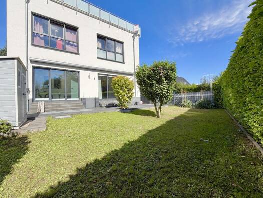 Mehrfamilienhaus zum Kauf 622.000 € 9,5 Zimmer 288,1 m² 416 m² Grundstück Höntrop Wattenscheid 44867