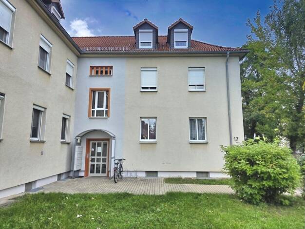 Wohnung zum Kauf 98.000 € 3 Zimmer 67,3 m² Böhlen Böhlen 04564