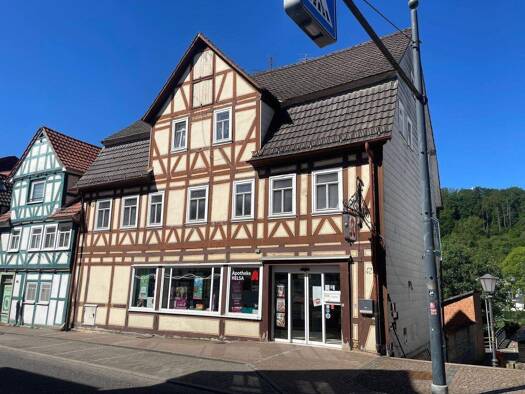 Haus zum Kauf 279.000 € 370 m² 396 m² Grundstück Helsa Helsa 34298