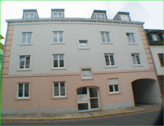 Wohnung zur Miete 375 € 3 Zimmer 75,3 m²<br/>Wohnfläche 4.<br/>Geschoss 01.01.2025<br/>Verfügbarkeit Meerane Meerane 08393