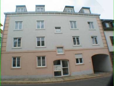 Wohnung zur Miete 375 € 3 Zimmer 75,3 m² Dachgeschoss, 4. Geschoss frei ab sofort Meerane Meerane 08393