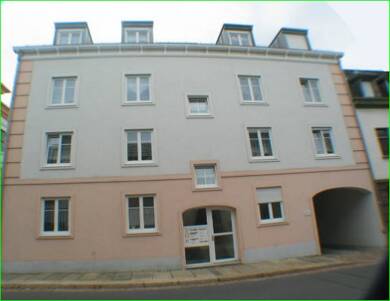 Wohnung zur Miete 375 € 3 Zimmer 75,3 m² Dachgeschoss, 4. Geschoss frei ab sofort Meerane Meerane 08393