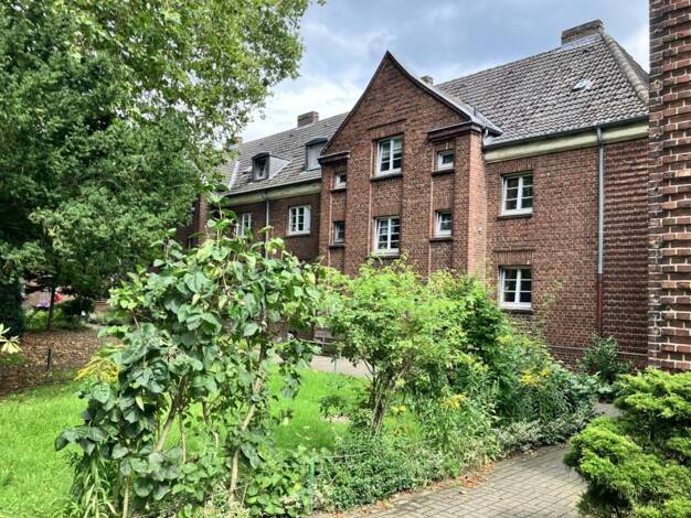 Wohnung zur Miete nur mit Wohnberechtigungsschein 147 € 2,5 Zimmer 35,7 m² 2. Geschoss frei ab 01.12.2025 Etzoldplatz 8 Vluyn Neukirchen-Vluyn 47506