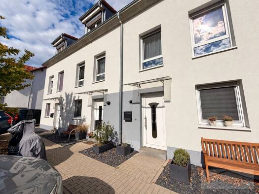 Reihenmittelhaus zur Miete 2.250 € 5 Zimmer 150,7 m² 106 m² Grundstück Flörsheim Flörsheim 65439
