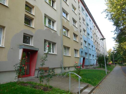 Wohnung zur Miete 254 € 2 Zimmer 49,9 m² 5. Geschoss Meißener Straße 15 Döbeln 04720