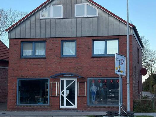 Wohn- und Geschäftshaus zum Kauf als Kapitalanlage geeignet 345.000 € 6 Zimmer 246 m² teilbar von 88 m² bis 246 m² Fockenbollwerkstraße 9 Innenstadt Aurich 26603