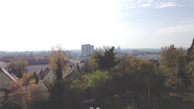 Wohnung zum Kauf 672.700 € 3 Zimmer 98 m² Dachgeschoss Siebenbürgener Straße 26 Konradsiedlung-Wutzlhofen Regensburg 93057
