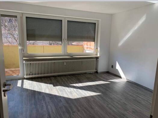 Wohnung zur Miete 500 € 1,5 Zimmer 40 m² Geschoss 4/5 frei ab 01.06.2026 Schweinau Nürnberg 90441