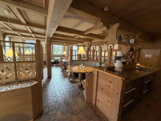 Hotel zum Kauf 2.450.000 € 23 Betten 542 m² Grundstück Kochendorf Bad Friedrichshall 74177