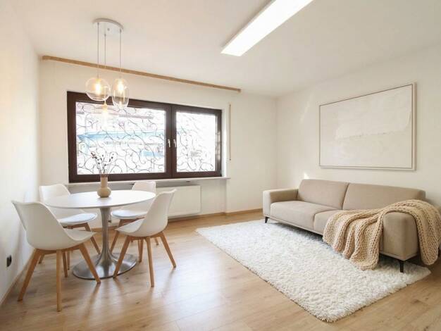 Wohnung zum Kauf 329.000 € 2 Zimmer 82 m² EG Seckbach Frankfurt am Main 60389