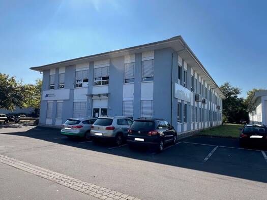 Bürofläche zur Miete 1.950 € 6 Zimmer Gießen Gießen 35398