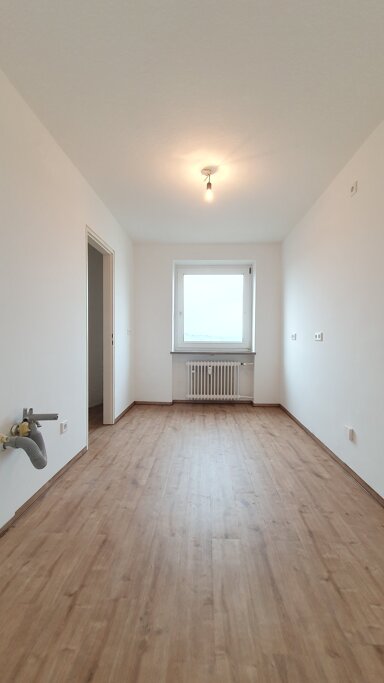 Wohnung zur Miete 975 € 3 Zimmer 84 m² Geschoss 7/8 Unterasbach Oberasbach 90522