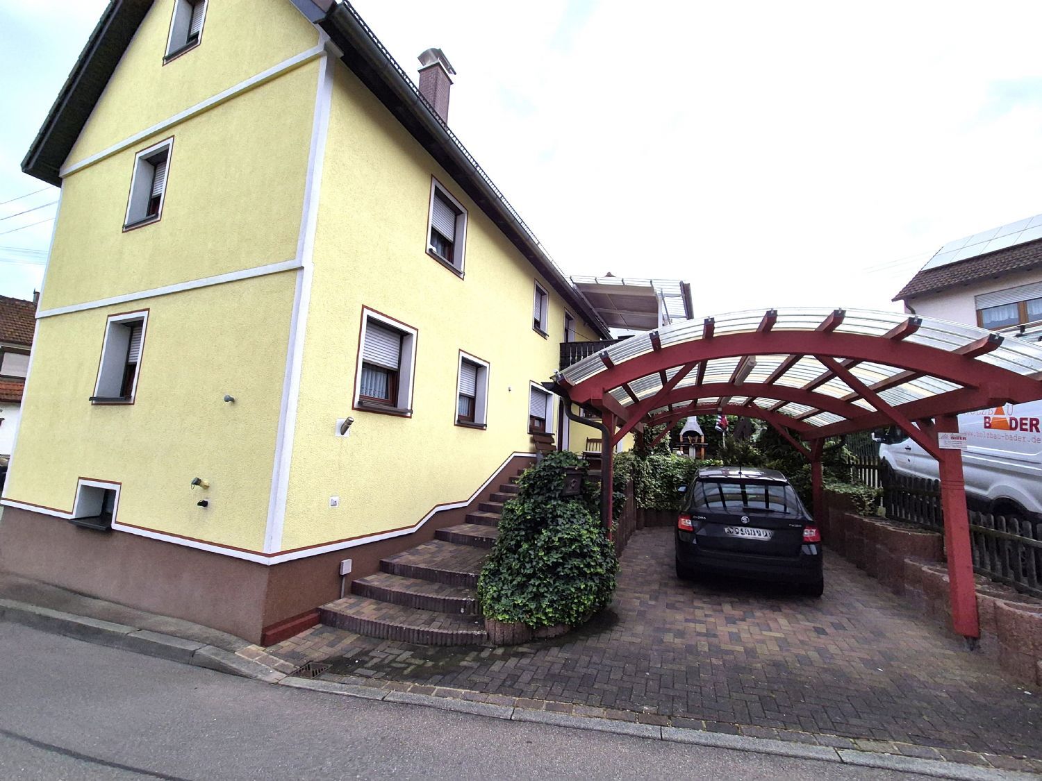 Mehrfamilienhaus zum Kauf 339.000 € 6,5 Zimmer 160 m²<br/>Wohnfläche 206 m²<br/>Grundstück Alfdorf Alfdorf 73553