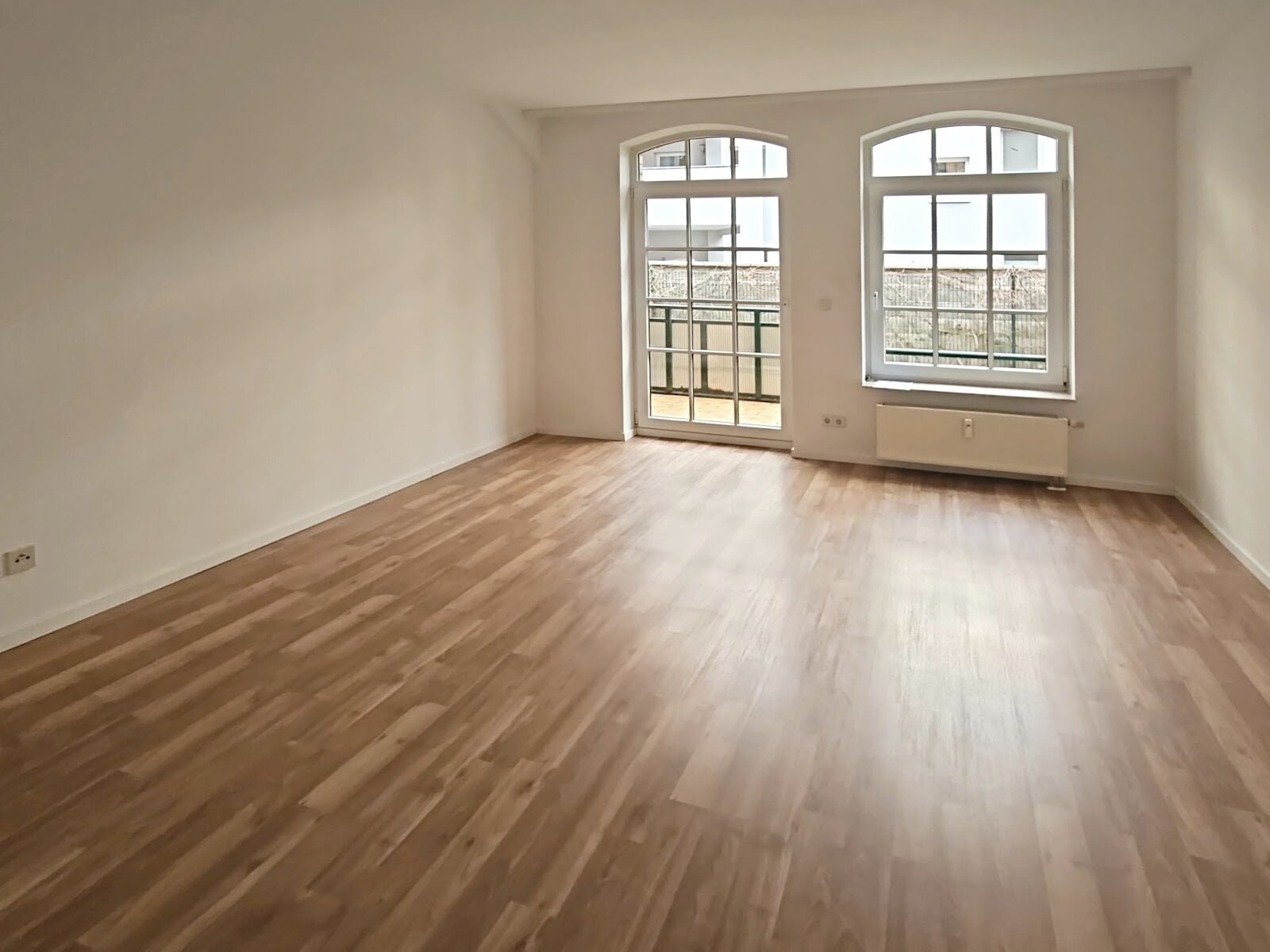 Wohnung zur Miete 294 € 1 Zimmer 32 m²<br/>Wohnfläche EG<br/>Geschoss 01.02.2025<br/>Verfügbarkeit Südstraße 20 Südliche Innenstadt Halle (Saale) 06110