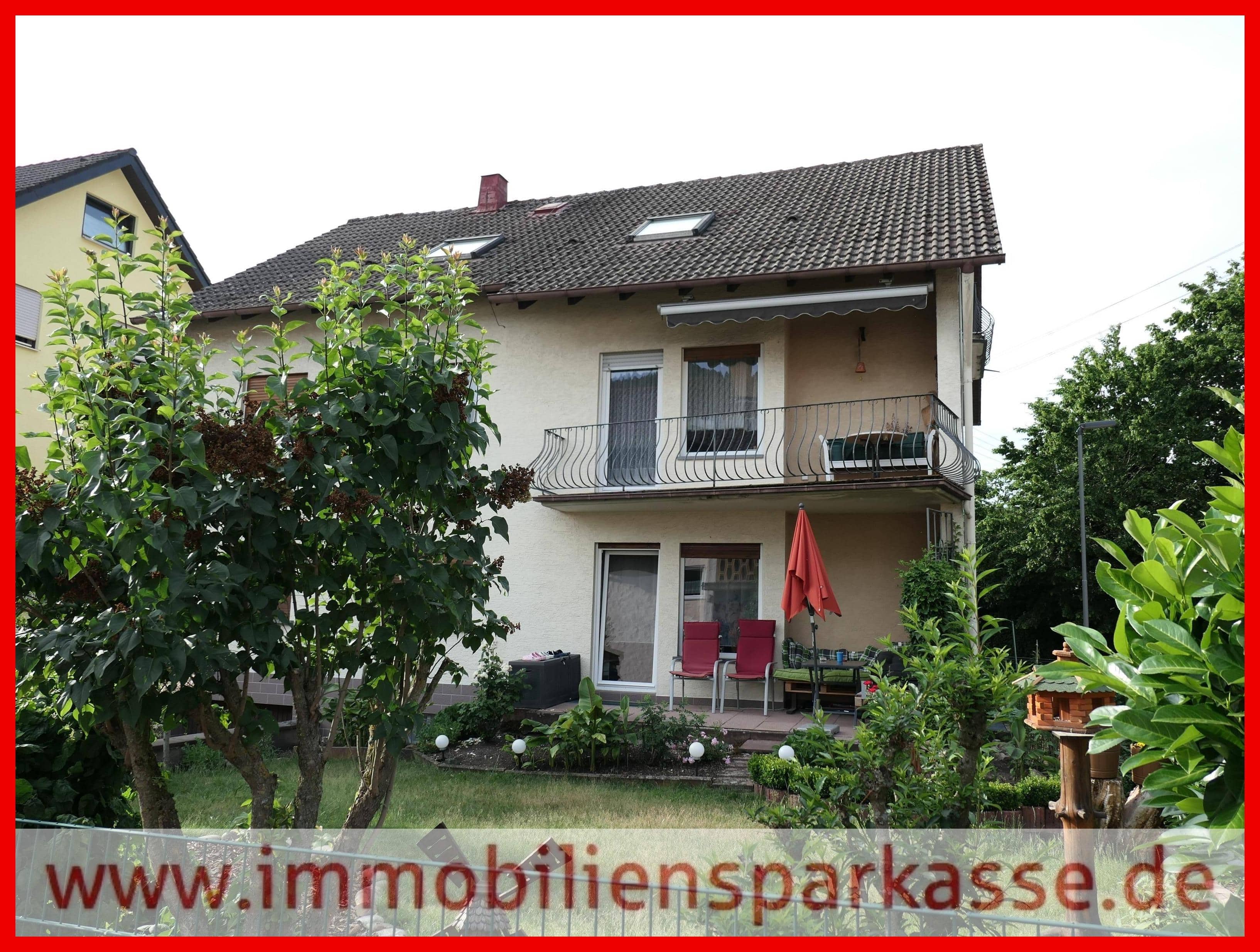 Mehrfamilienhaus zum Kauf 378.000 € 12 Zimmer 247 m²<br/>Wohnfläche 427 m²<br/>Grundstück ab sofort<br/>Verfügbarkeit Calmbach Bad Wildbad 75323