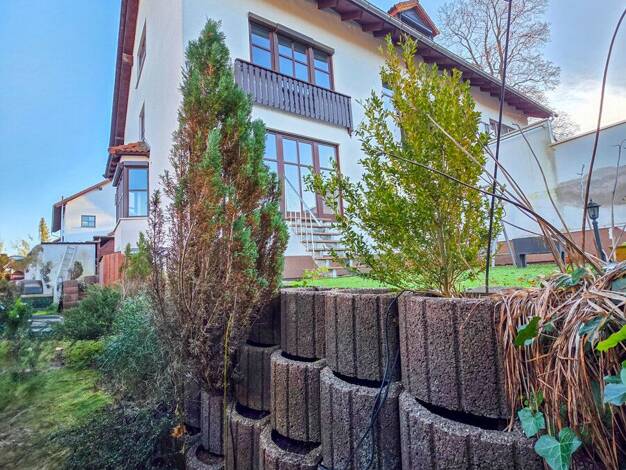 Reihenendhaus zur Miete 1.190 € 6 Zimmer 160 m² 294 m² Grundstück Aue 08280