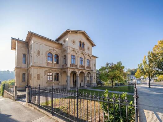 Villa zum Kauf 2.330.000 € 817 m² 1.033 m² Grundstück Leopold-Werndl-Straße 3 Steyr Steyr 4400
