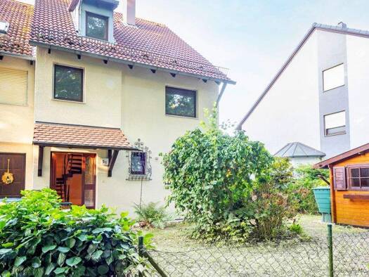 Doppelhaushälfte zum Kauf 570.000 € 4 Zimmer 114 m² 321 m² Grundstück frei ab sofort Spitalhof Östliche Außenstadt 90491