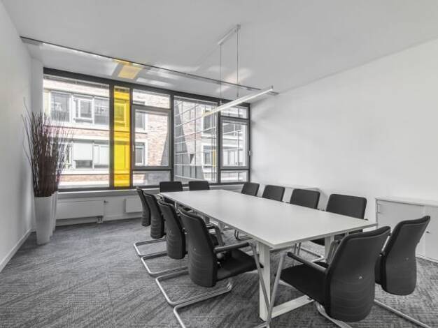 Bürofläche zur Miete provisionsfrei 1.079 € 70 m² Bürofläche teilbar von 20 m² bis 70 m² Hanauer Landstraße 291 B Ostend Frankfurt am Main 60314