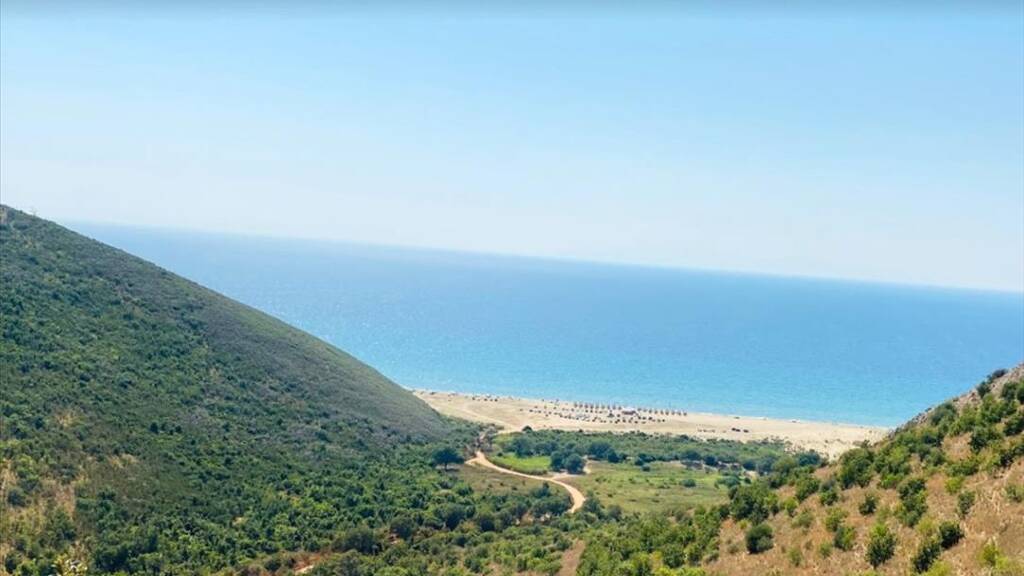 Land-/Forstwirtschaft zum Kauf 440.000 € 87.289 m² Grundstück Westpeloponnes